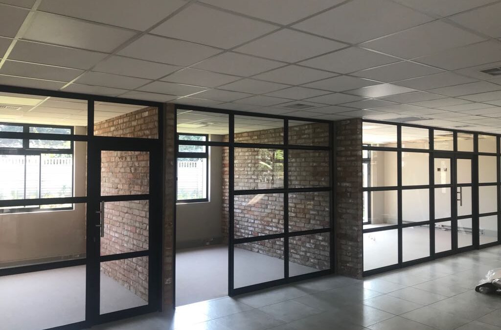 Partition Walls: Dry Walling Or Aluminium & Glass Partitioning?